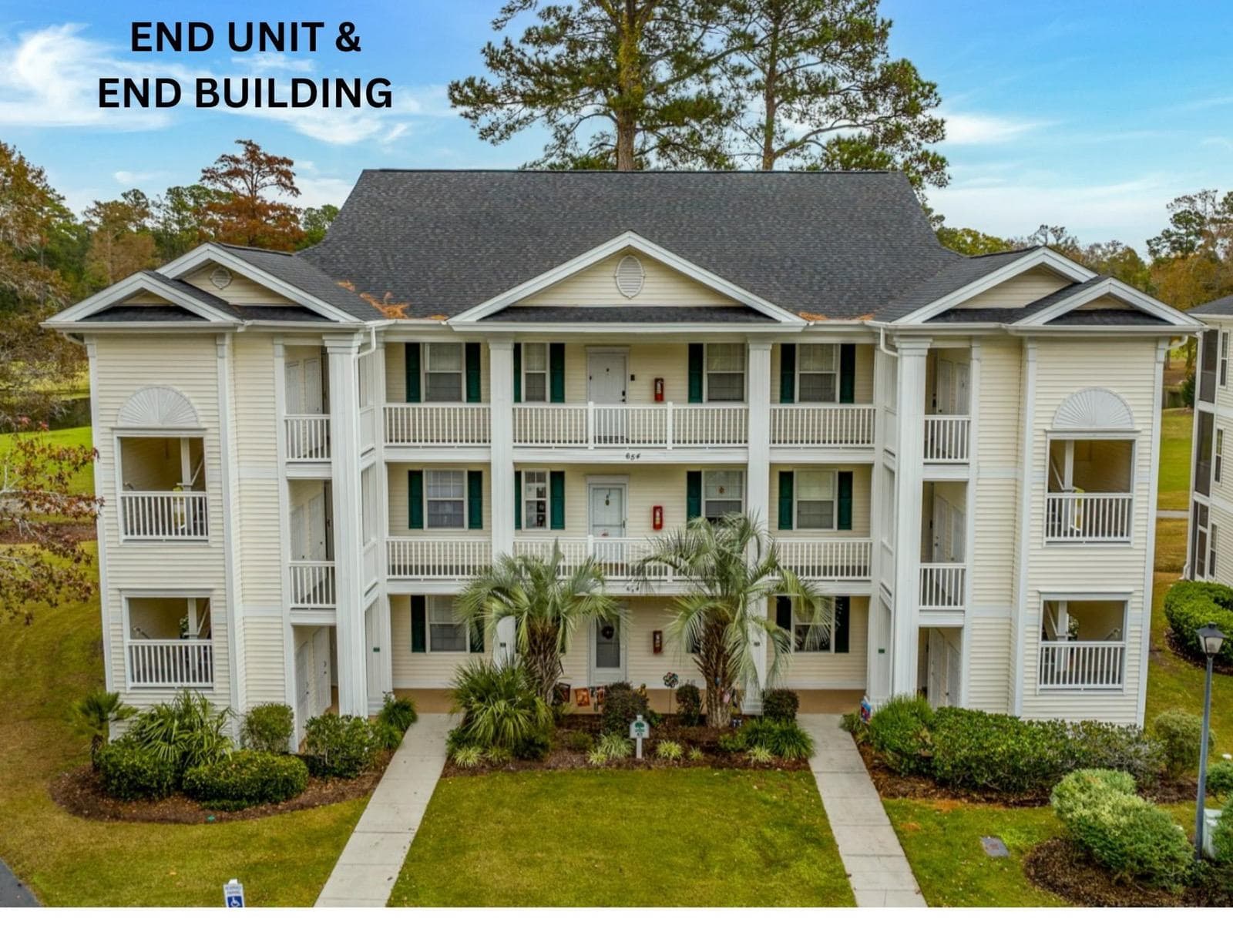 River Oaks condo building at 654 River Oaks Dr., Myrtle Beach, SC
